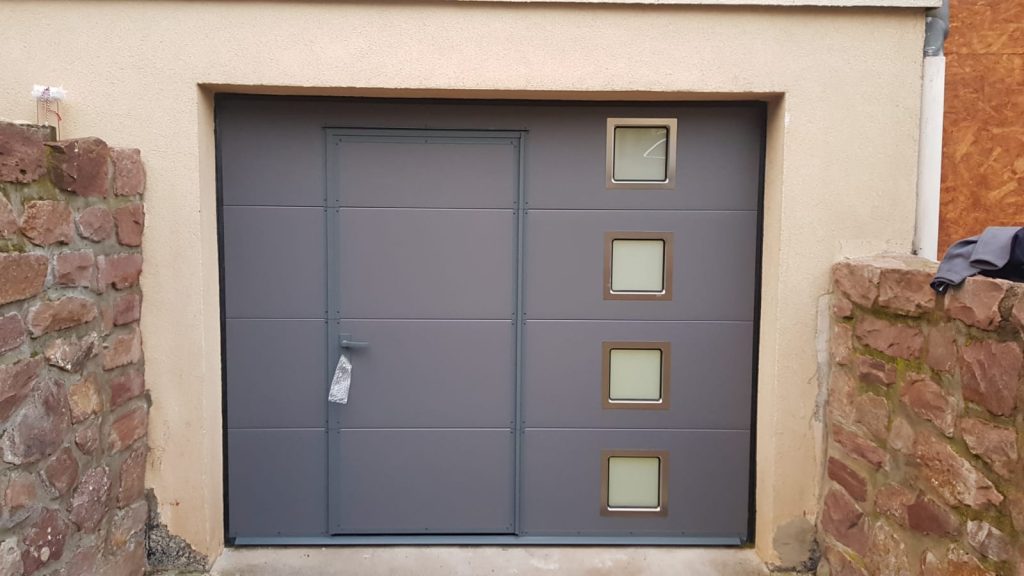 Vente et pose d’une porte de garage SOMFY électrique à Wasserbourg proche de Munster